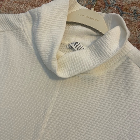 White Ribbed Turtleneck tunic pullover - Picture 2 of 4